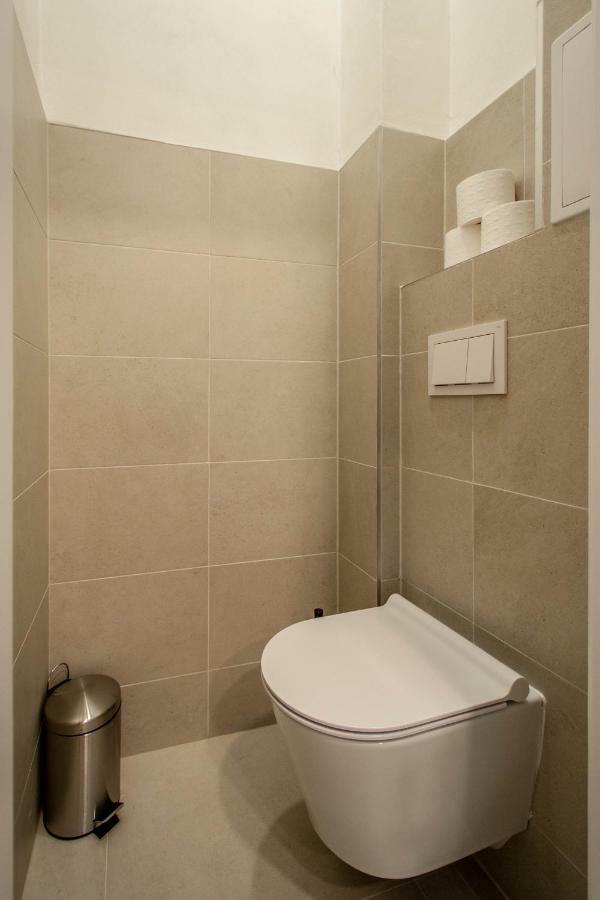 Ruterra Apartments By Cathedral Prague Exterior photo